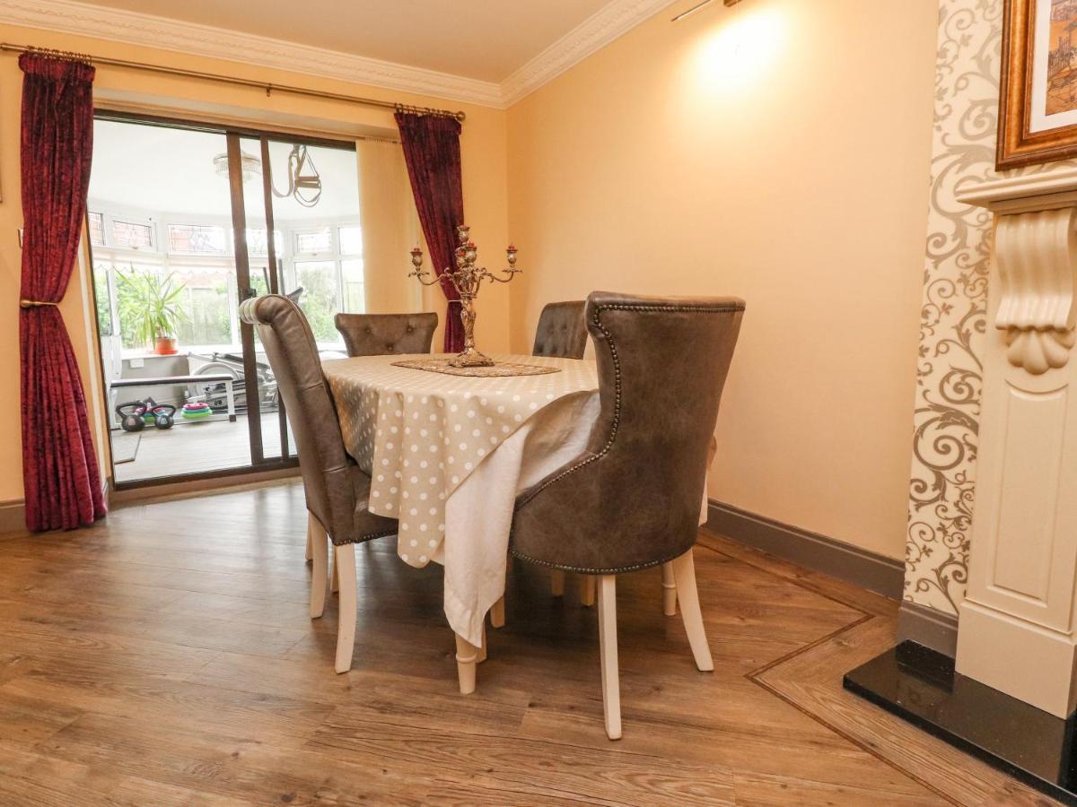 23 Wolsey Close Thornton  Esterno foto